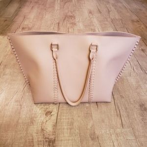 ❌ITEM SOLD❌Faux-Leather tote